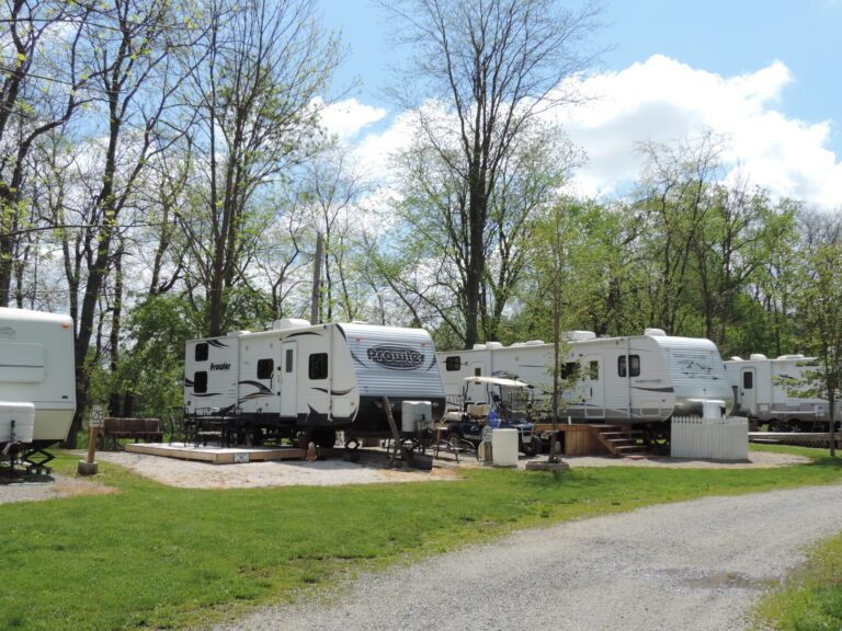 Campsite photo: Full Hookup Site – under 40 ft